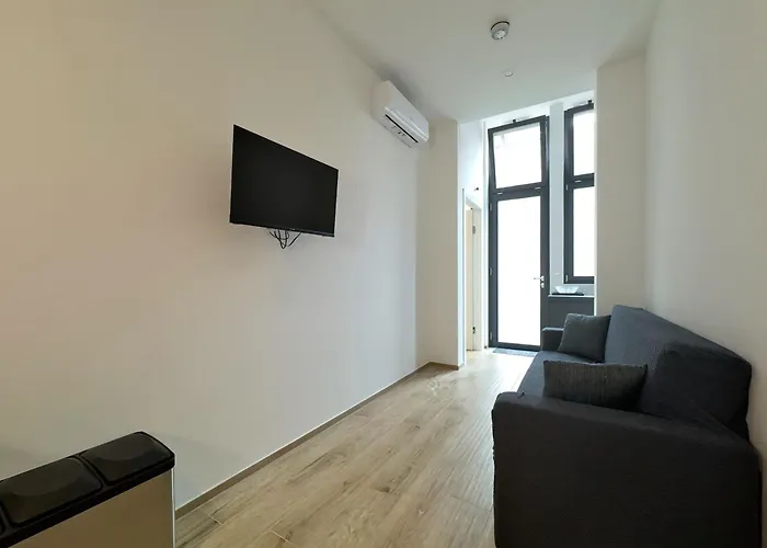 Homeby - Carracci Loft