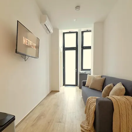 Homeby - Carracci Loft