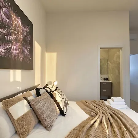 Homeby - Carracci Loft *