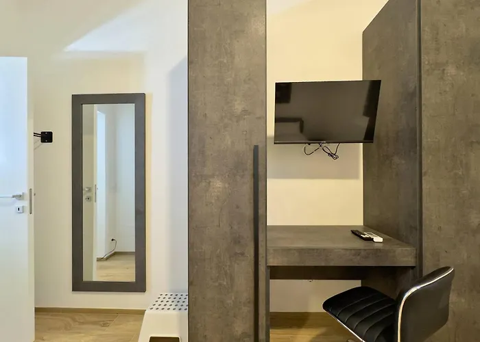 Homeby, Carracci Loft بولونيا